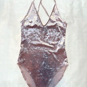Velvet Halter Bodysuit in Shimmering Mauve